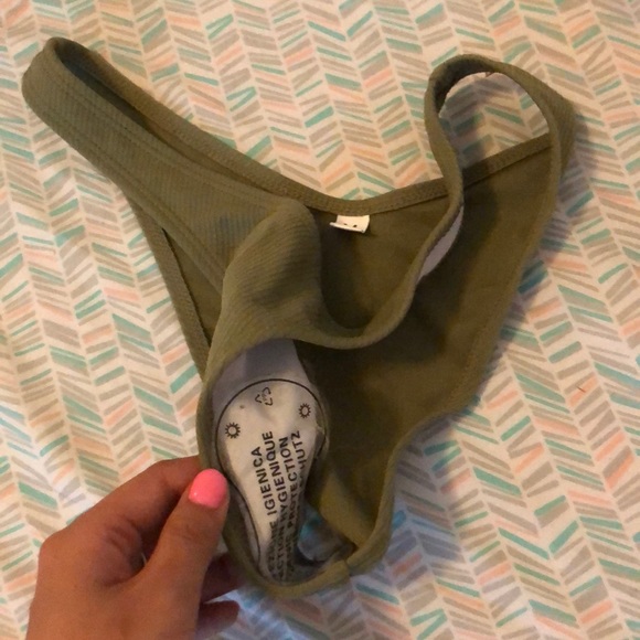 Swim suit - Picture 2 of 4